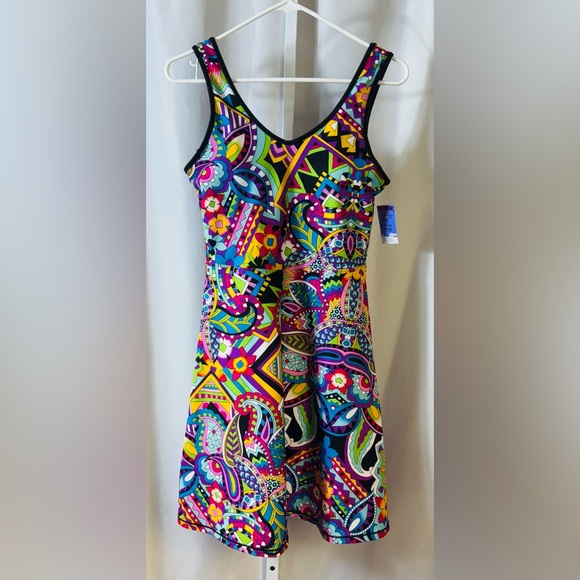 Johnny Was Dermane Bee Active Fit and Flare Scoop Back Sleeveless‎ Dress (XS) - Picture 2 of 16